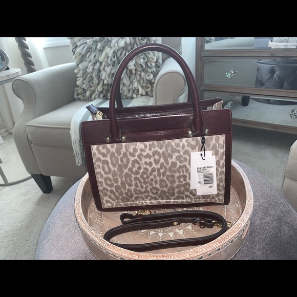 Brahmin Camille Ivory Elara and Ivory Elara wallet - Picture 5 of 14